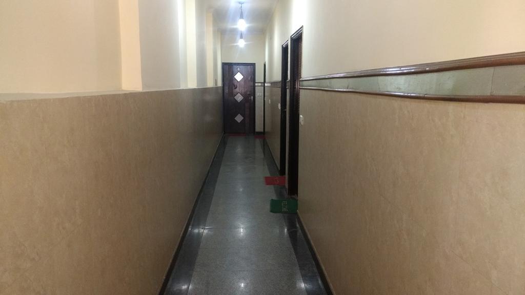 Sun Village Near Railway Station 3* New Delhi